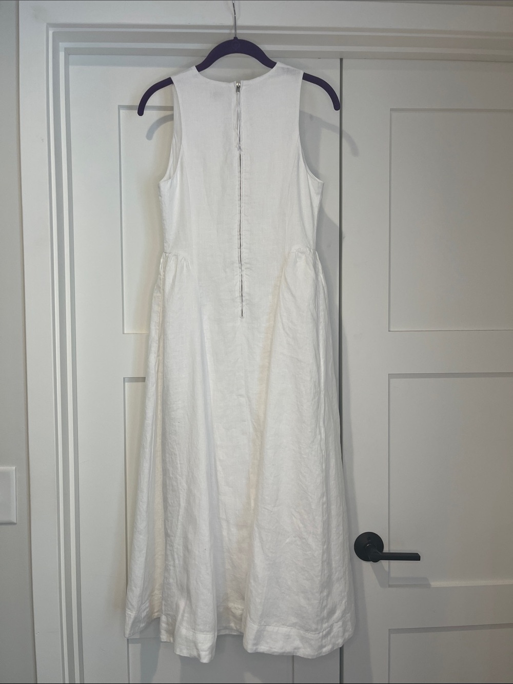Aritzia White Sleeveless Midi Dress with Keyhole Neck - Picture 8 of 14